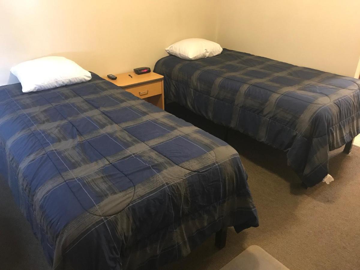Prairie Suites Motel Williston Kültér fotó