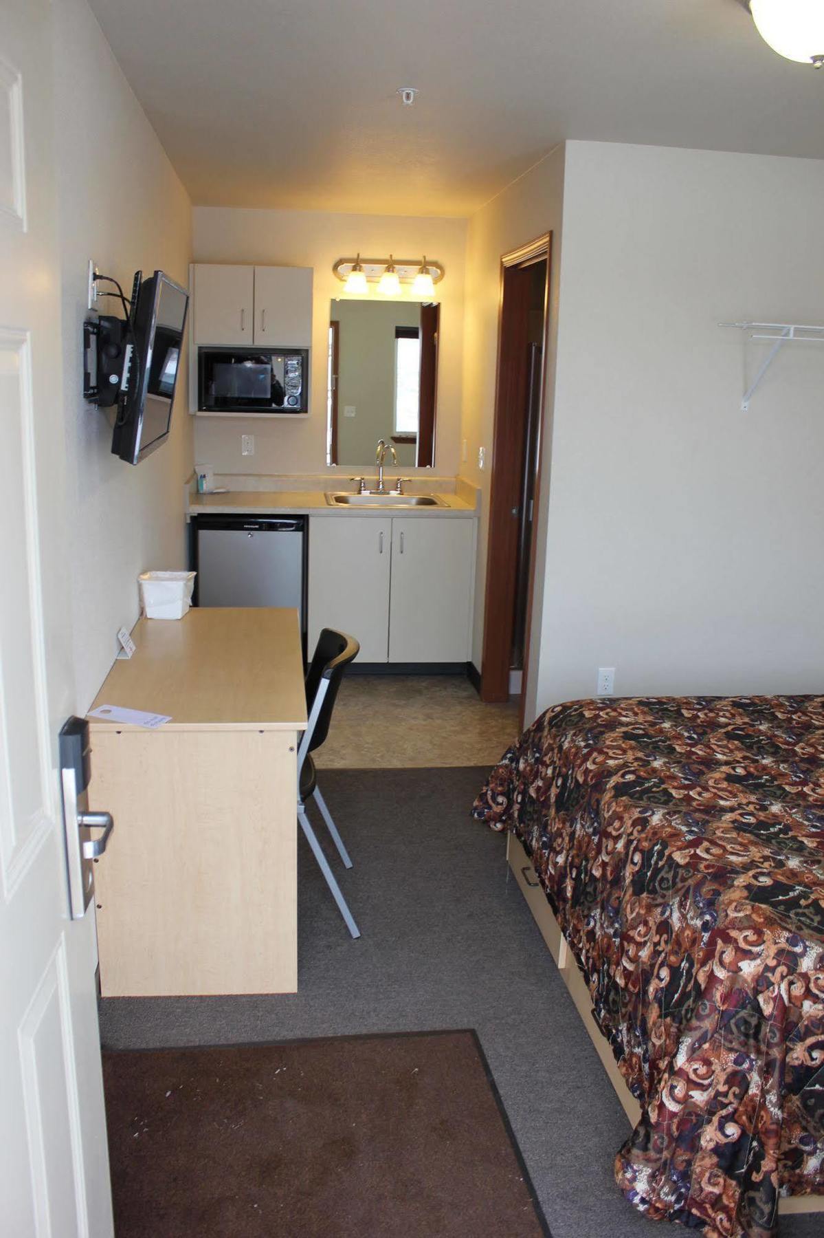 Prairie Suites Motel Williston Kültér fotó
